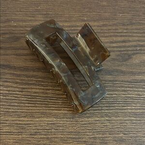 Tortoise Shell Brown Hair Claw Clip